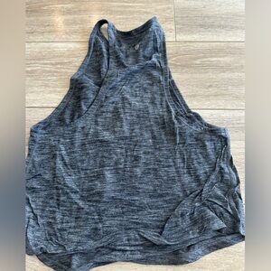 Lululemon top